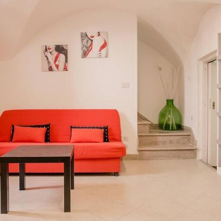 Home Estia Casa Vacanza Ceglie Messapica Bagian luar foto